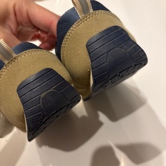 16cm キッズスニーカーの画像