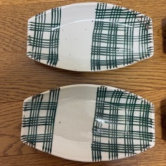 レア　和骨董　手描きのゆるい格子柄の船型皿の画像