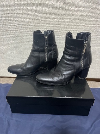  JURY BLACK（ジュリーブラック）ブーツ