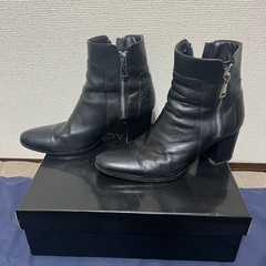  JURY BLACK（ジュリーブラック）ブーツの画像