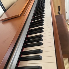 電子ピアノの画像