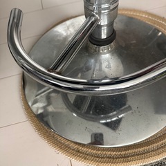 カウンターチェアー劣化ありの画像