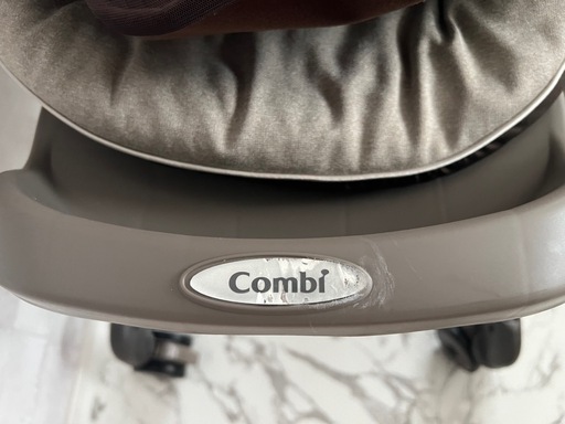 ネムリラ オートスウィング  combi コンビ