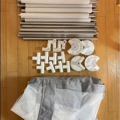 ベビーサークル　グレー　メッシュ洗濯洗い可能　　120✖️120の画像