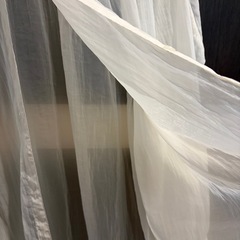 GU薄手ロングシャツの画像