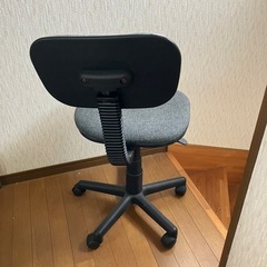 【引き取りに来れる方限定】オフィスチェア・デスクチェアの画像