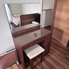 ACTUS  化粧台　メイクデスク　ドレッサーの画像