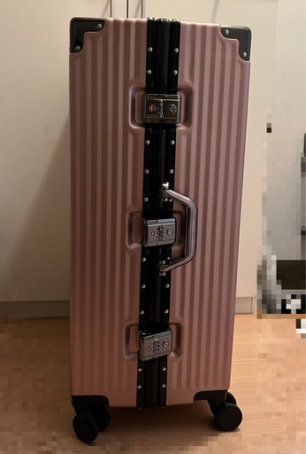 スーツケース
