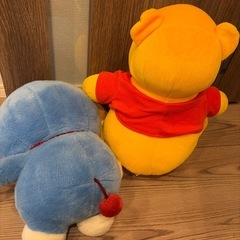 ドラえもん　プーさん　ぬいぐるみ　大きめの画像
