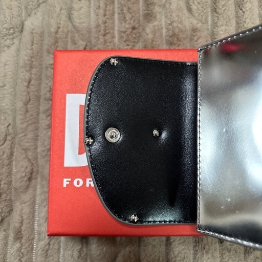 DIESEL 三つ折り財布