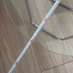 韓国インテリア   ガラスローテーブルの画像