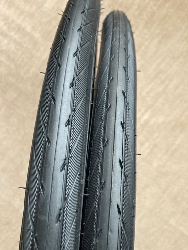 新品未使用品。Giant Escape R タイヤ　700x30C