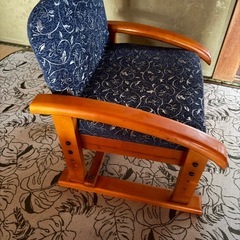 お座敷椅子の画像