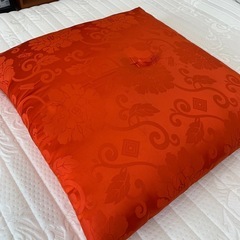 美原店 祝寿唐草 赤 座布団 和室　仏前座布団の画像