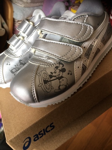 asics 子供靴