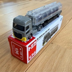 トミカ　No.136 タンクローリーの画像