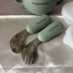 ベビー シリコン 食器 フォークスプーンの画像