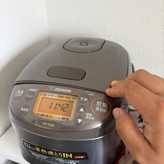象印炊飯器 3合　NP-GL05 2022年式の画像