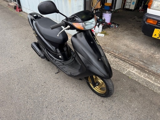 HONDA LiveDIOZX前期の本物です‼️ タイヤ前後新品、バッテリー新品即乗り‼️リミ改済 ライブディオZX仕様リアタイヤベルトウェイトローラーバッテリー新品