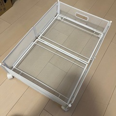 収納ラックの画像