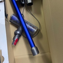 NO：5925  Dyson V12充電式掃除機‼️箱付き❣️超お買い得品❣️の画像