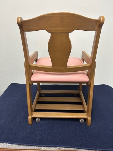 美品 karimoku 学習椅子 定価6万弱 デスクチェア クレシェ ピンク 5/16　カリモク karimoku 学習椅子 デスクチェア ピンク