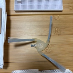 switchbot K10+/紙パック交換用品 6枚＋ブラシ、フィルターの画像