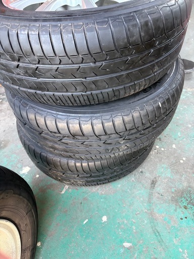 ！中古15インチ！アルミ夏TOYOタイヤ4本セット!専用ナット付き スタッドレスタイヤ ホイール付き 15インチ