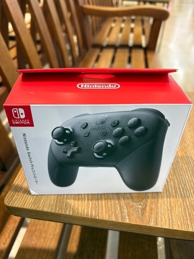 Nintendo Switch Proコントローラー