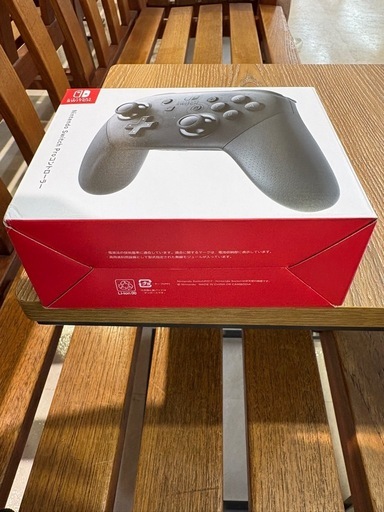 Nintendo Switch Proコントローラー