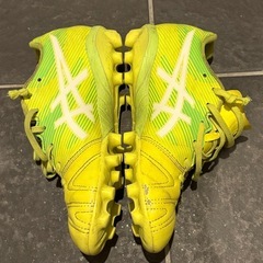 サッカースパイク　アシックス ULTREZZA 3 JR GS(イエロー×ホワイト)の画像