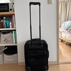 スーツケースの画像