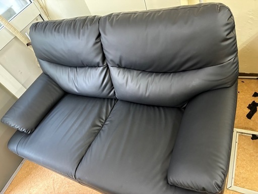 【12/25まで！ジモティー見たで5％OFF】ブラック レザー 2人掛けソファー【9657700】 総革 ソファー 革 レザー ソファ 本革 カウチソファ 3人掛けソファ