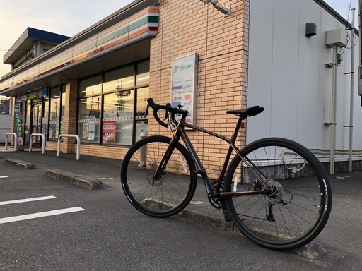 ロードバイクgiant contend ar2  2024