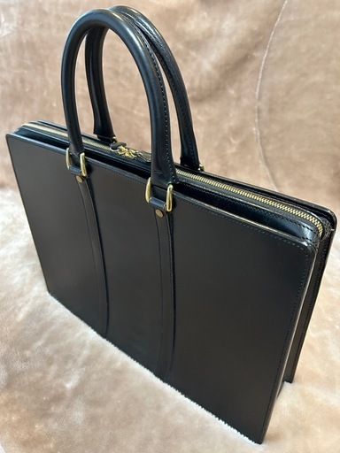 万双ブライドル天ファスナービジネスバッグ ビジネスバック ブリーフケース書類鞄bagかばんカバンblackブラック　黒色ブライドルレザ