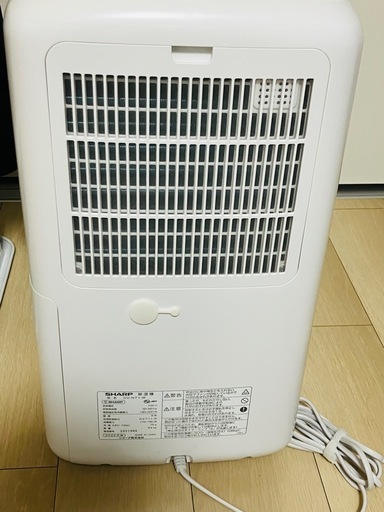 衣類乾燥除湿器 シャープ プラズマクラスター　CV-N71-W