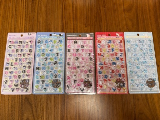 新作ボンボンドロップシール サンリオ MOJI アルファベット