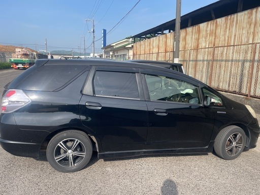 【車両販売】フィットシャトルハイブリッド 年式：2013年 走行距離：151000km 車検：令和8年11月まで