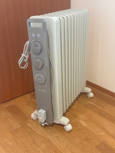 お譲り先決まりました　デロンギ　オイルヒーター　1500W 商品詳細｜オイルヒーター 1500w （デロンギ）