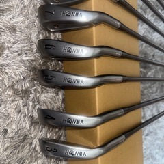 超美品！HONMAアイアン10本セットの画像