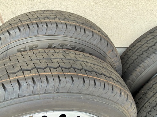 ?タウンエース新車外し新品タイヤ　ホイールセット