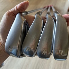 ブリヂストン　レディースゴルフクラブの画像