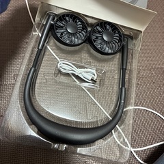 首かけ扇風機の画像