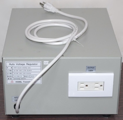 100V   自動電圧調整器　交流安定化電源　