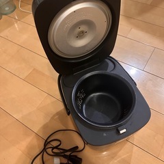 炊飯器【取引確定済
の画像