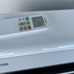 東芝製エアコン（2024年モデル、100V）は良好な状態です。東京都と神奈川県内は送料無料です。🚚その他の地域へは半径35km以内であれば送料無料です。🚚   の画像