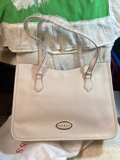 GUESS ハンドバッグ