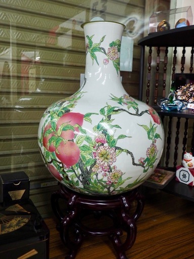 値下げ 許朝宗作品 粉彩九桃図天球瓶