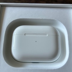 Apple純正のAirPods Pro（第1世代・MagSafe充電ケース付きモデル）の画像