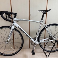 新品パーツ多数使用　ビアンキ　Bianchi ロードバイク IMPULSO インプルソ　鹿児島　自転車　の画像